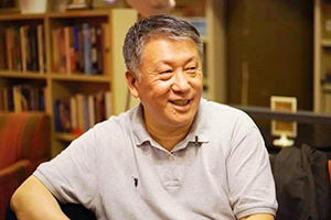 獲獎(jiǎng)作品：《千里江山圖》作者：孫甘露         獲獎(jiǎng)感言　　從醞釀、構(gòu)思、采訪、查閱歷史材料再到動(dòng)手寫作，《千里江山圖》的創(chuàng)作過(guò)程實(shí)際上也是一個(gè)全新的學(xué)習(xí)過(guò)程，這個(gè)過(guò)程不僅是對(duì)這段特殊歷史的學(xué)習(xí)，也是對(duì)文學(xué)創(chuàng)作、小說(shuō)寫作的重新學(xué)習(xí)，既是對(duì)歷史的再認(rèn)識(shí)，也是對(duì)文學(xué)創(chuàng)作的再認(rèn)識(shí)。